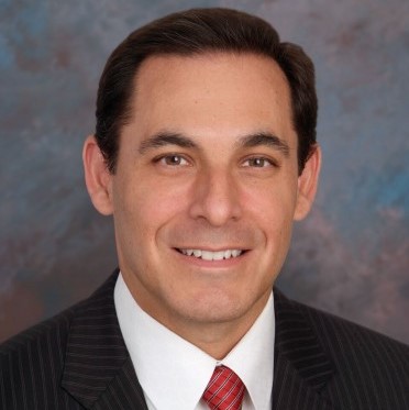 Luis Tumialan